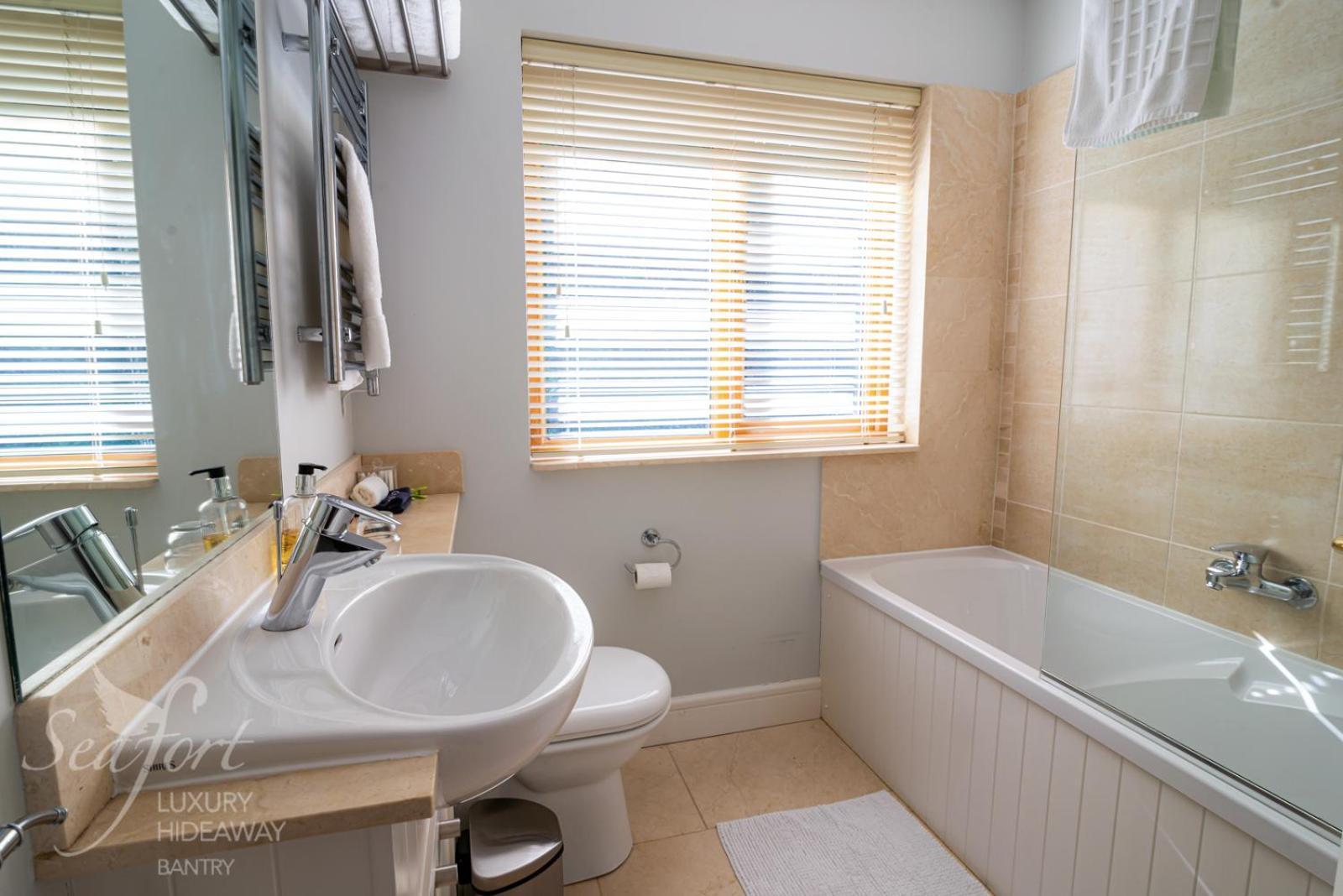 Seafort Luxury Hideaway Bantry Eksteriør billede